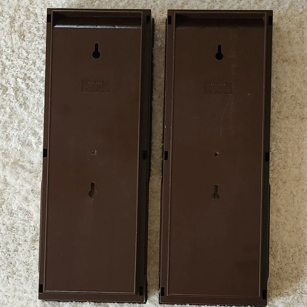 CUTCO 2 KNIFE SETS WALL HOLDER